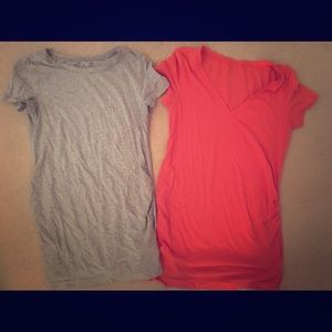 SOLD Gap maternity tees tops shirts vneck - XS